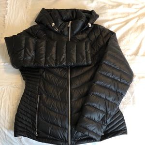 Like brand new  black Calvin Klein light jacket